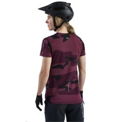 tričko DEVOLD KLOVSTIEN Merino Tee Woman Beetroot
