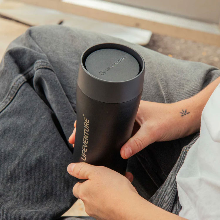 termo hrnek LIFEVENTURE ONE-TOUCH THERMAL MUG 350ml Black