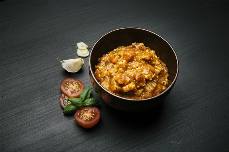 jídlo REAL TURMAT Cestoviny Bolognese 122g