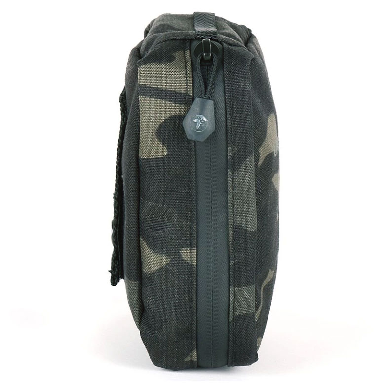 lekárnička LIFESYSTEMS TREK First Aid Kit Camo