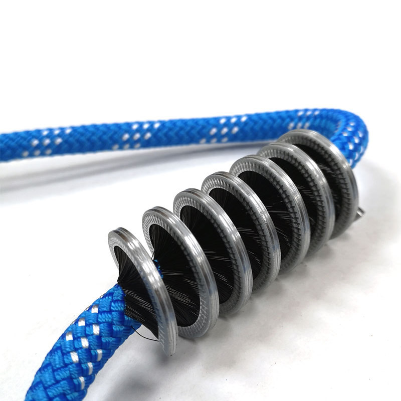 kartáč na čištění lan BEAL ROPE BRUSH